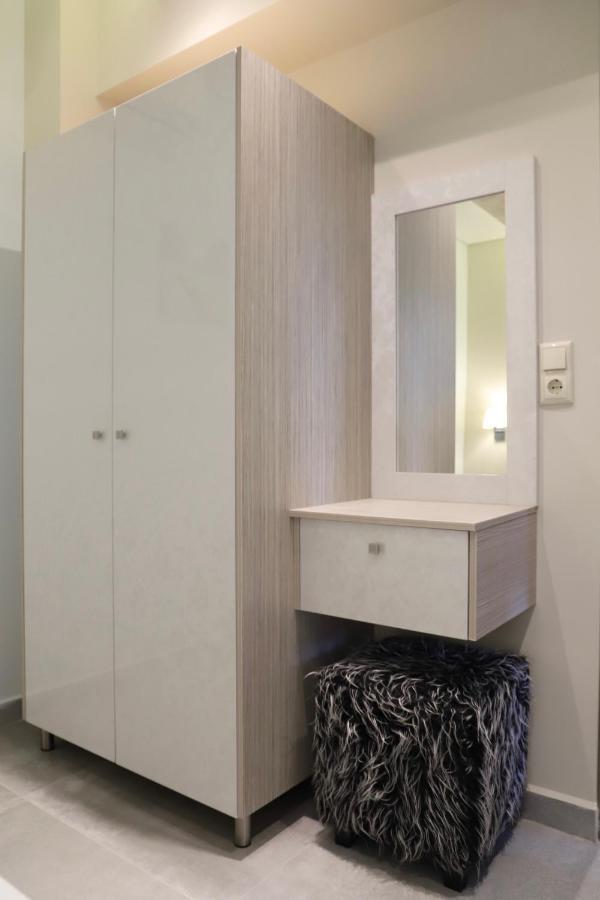 Deluxe Apartments Andreas 利迈纳里亚 外观 照片