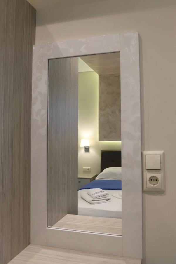 Deluxe Apartments Andreas 利迈纳里亚 外观 照片