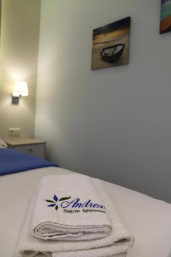 Deluxe Apartments Andreas 利迈纳里亚 外观 照片