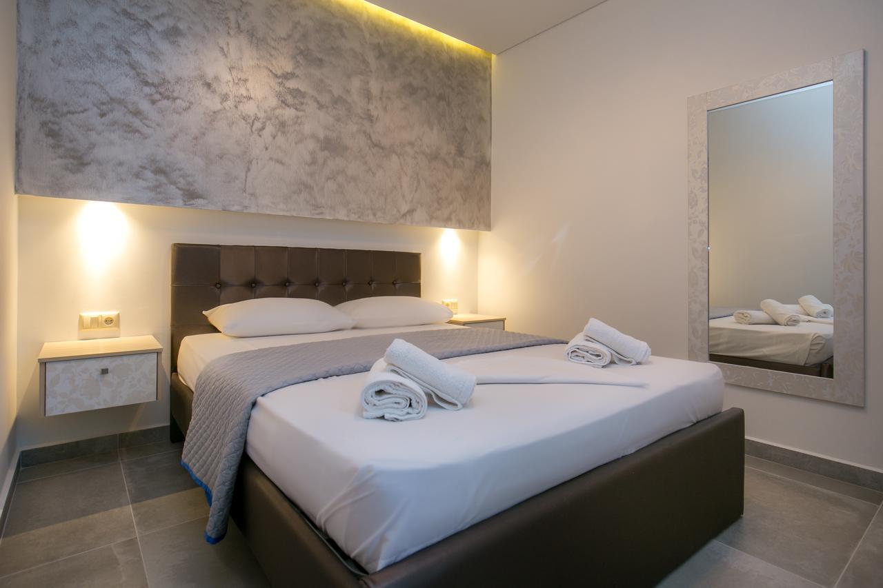 Deluxe Apartments Andreas 利迈纳里亚 外观 照片